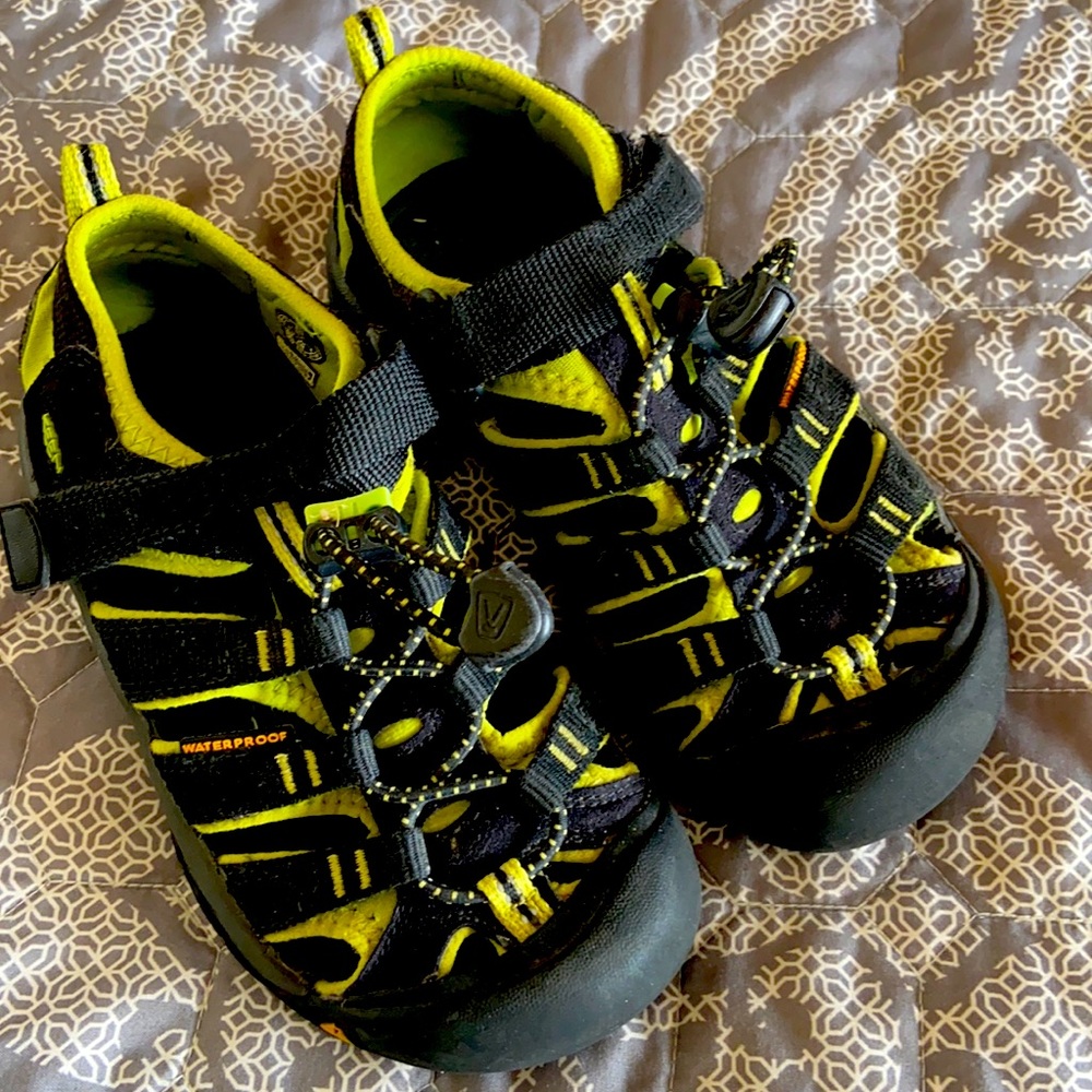 Keen Shoes